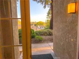 Photo #2: OC22206185 Listing 