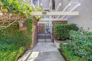 Photo #1: OC22207430 Listing