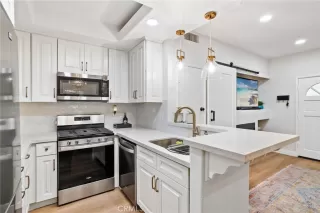 Photo #1: OC22207818 Listing 