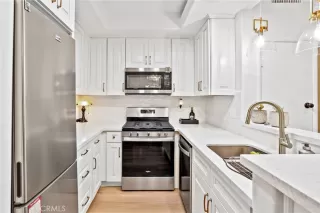 Photo #2: OC22207818 Listing 