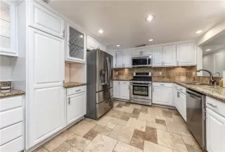 Photo #5: OC22208309 Listing 