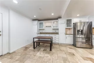 Photo #6: OC22208309 Listing 