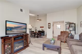 Photo #4: OC22208706 Listing