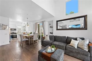 Photo #1: OC22208923 Listing 