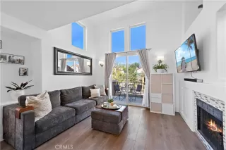 Photo #3: OC22208923 Listing 