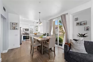 Photo #6: OC22208923 Listing 