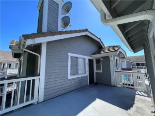 Photo #3: OC22209111 Listing