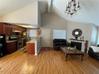 Photo #6: OC22209111 Listing