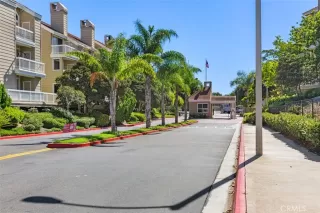 Photo #2: OC22210078 Listing 