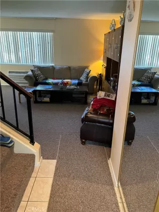 Photo #3: OC22210478 Listing