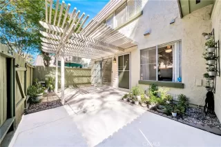 Photo #3: OC22211690 Listing 