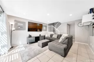 Photo #4: OC22211690 Listing 