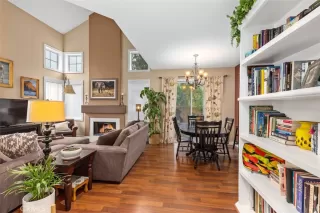 Photo #3: OC22213003 Listing 