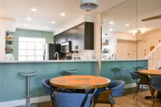 Photo #4: OC22213867 Listing 