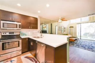 Photo #5: OC22213867 Listing 