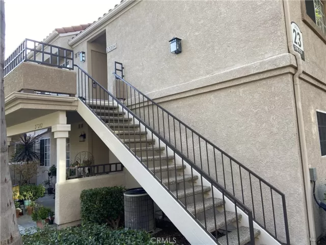 MLS: OC22214495 Condo For Sale