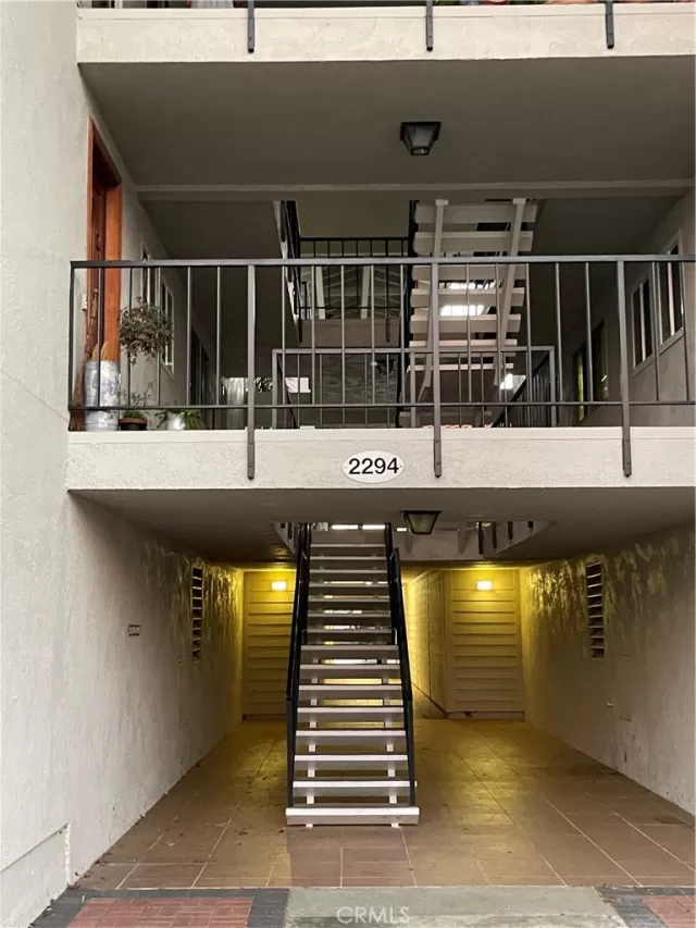 MLS: OC22214763 Condo For Sale