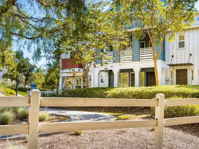 MLS: OC22215646 Condo For Sale