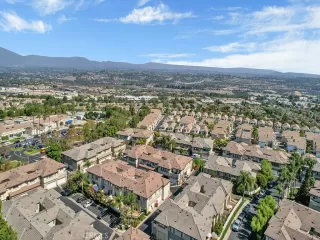 Photo #4: OC22216076 Listing