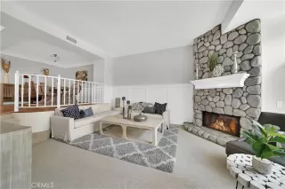 Photo #3: OC22216250 Listing 