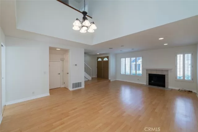 MLS: OC22217472 Condo For Sale