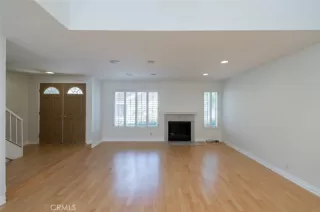 Photo #2: OC22217472 Listing 