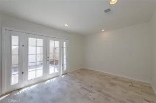 Photo #3: OC22217472 Listing 