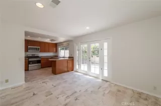 Photo #5: OC22217472 Listing 