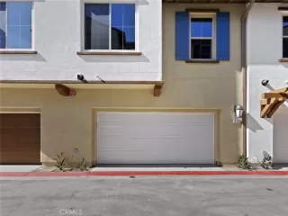 Photo #6: OC22217693 Listing 