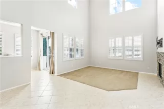 Photo #6: OC22218325 Listing