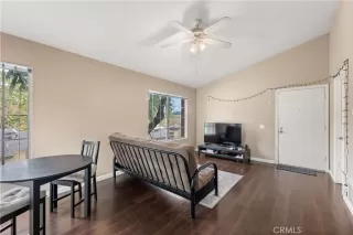 Photo #2: OC22218525 Listing