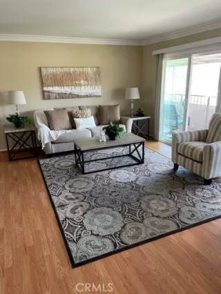 Photo #1: OC22219919 Listing