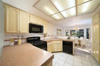 Photo #6: OC22220792 Listing 