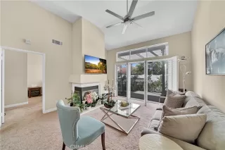 Photo #2: OC22221260 Listing