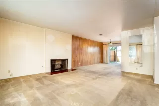 Photo #3: OC22221511 Listing 