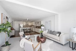 Photo #6: OC22222052 Listing 