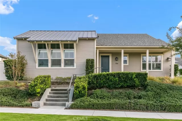 MLS: OC22222876 Condo For Sale