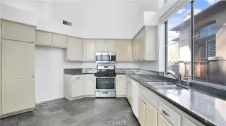 Photo #3: OC22223001 Listing 