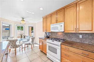 Photo #6: OC22223425 Listing 