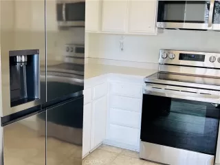 Photo #3: OC22225213 Listing