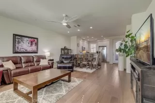 Photo #1: OC22225618 Listing 