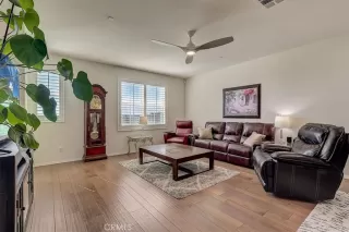 Photo #3: OC22225618 Listing 