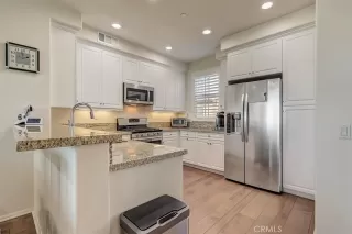 Photo #6: OC22225618 Listing 