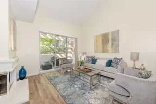 Photo #3: OC22226061 Listing