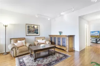 Photo #4: OC22226280 Listing