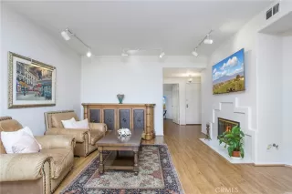 Photo #5: OC22226280 Listing