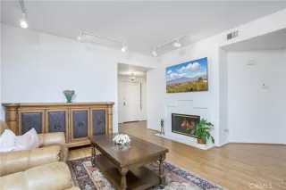 Photo #6: OC22226280 Listing