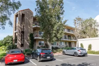 Photo #2: OC22227274 Listing