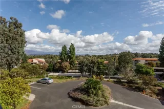 Photo #5: OC22227274 Listing