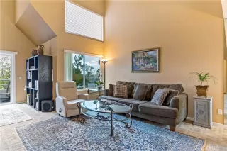 Photo #3: OC22227909 Listing 